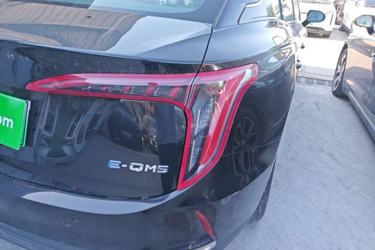 Used Hongqi E-QM5 2022 431 km Charge & Enjoy Edition Right Rear Taillight