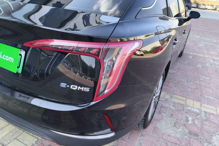 Used Hongqi E-QM5 2022 431 km Charge & Enjoy Edition Right Rear Taillight
