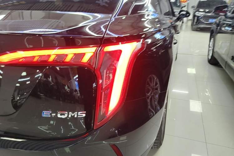 Used Hongqi E-QM5 2022 431 km Charge & Enjoy Edition Right Rear Taillight