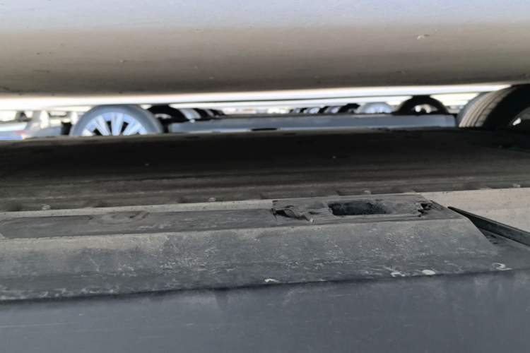 Used Hongqi E-QM5 2022 431 km Charge & Enjoy Edition Right Side Sill