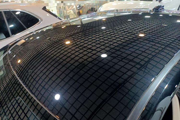 Used Hongqi E-QM5 2022 431 km Charge & Enjoy Edition Roof