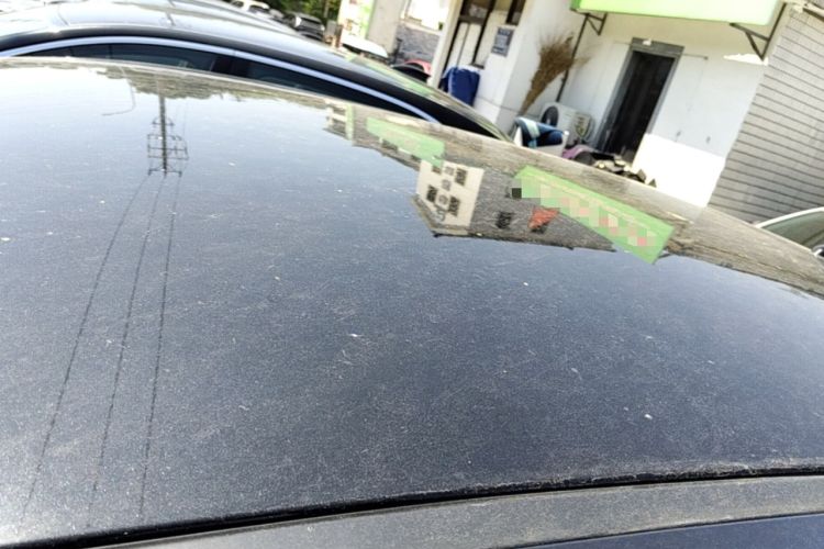 Used Hongqi E-QM5 2022 431 km Charge & Enjoy Edition Roof