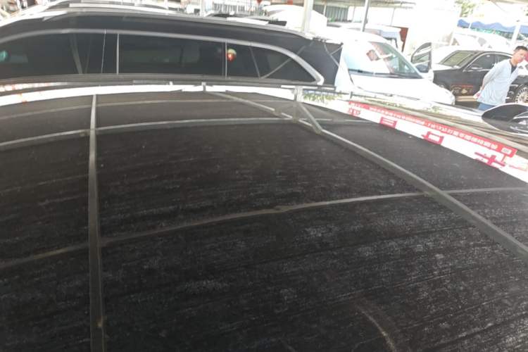 Used Hongqi E-QM5 2022 431 km Charge & Enjoy Edition Roof