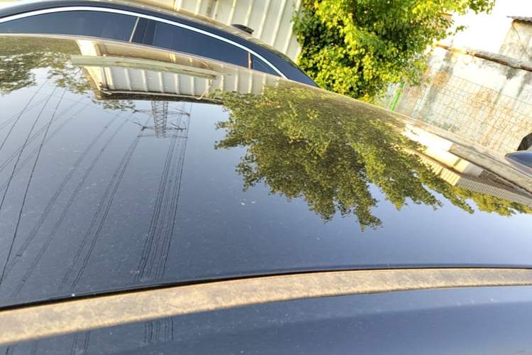 Used Hongqi E-QM5 2022 431 km Charge & Enjoy Edition Roof