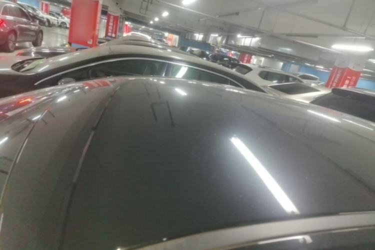 Used Hongqi E-QM5 2022 431 km Charge & Enjoy Edition Roof