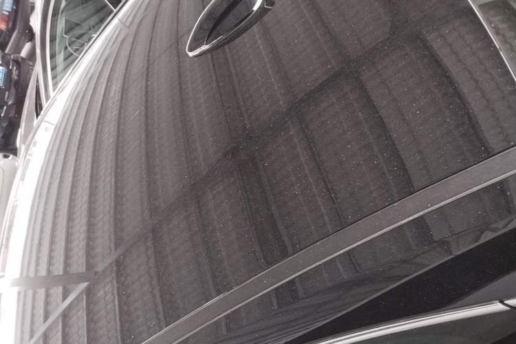 Used Hongqi E-QM5 2022 431 km Charge & Enjoy Edition Roof
