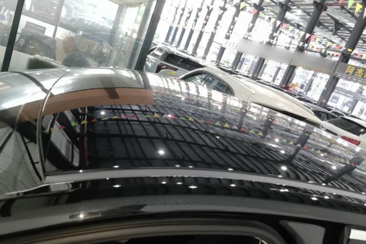 Used Hongqi E-QM5 2022 431 km Charge & Enjoy Edition Roof