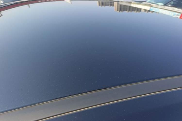 Used Hongqi E-QM5 2022 431 km Charge & Enjoy Edition Roof