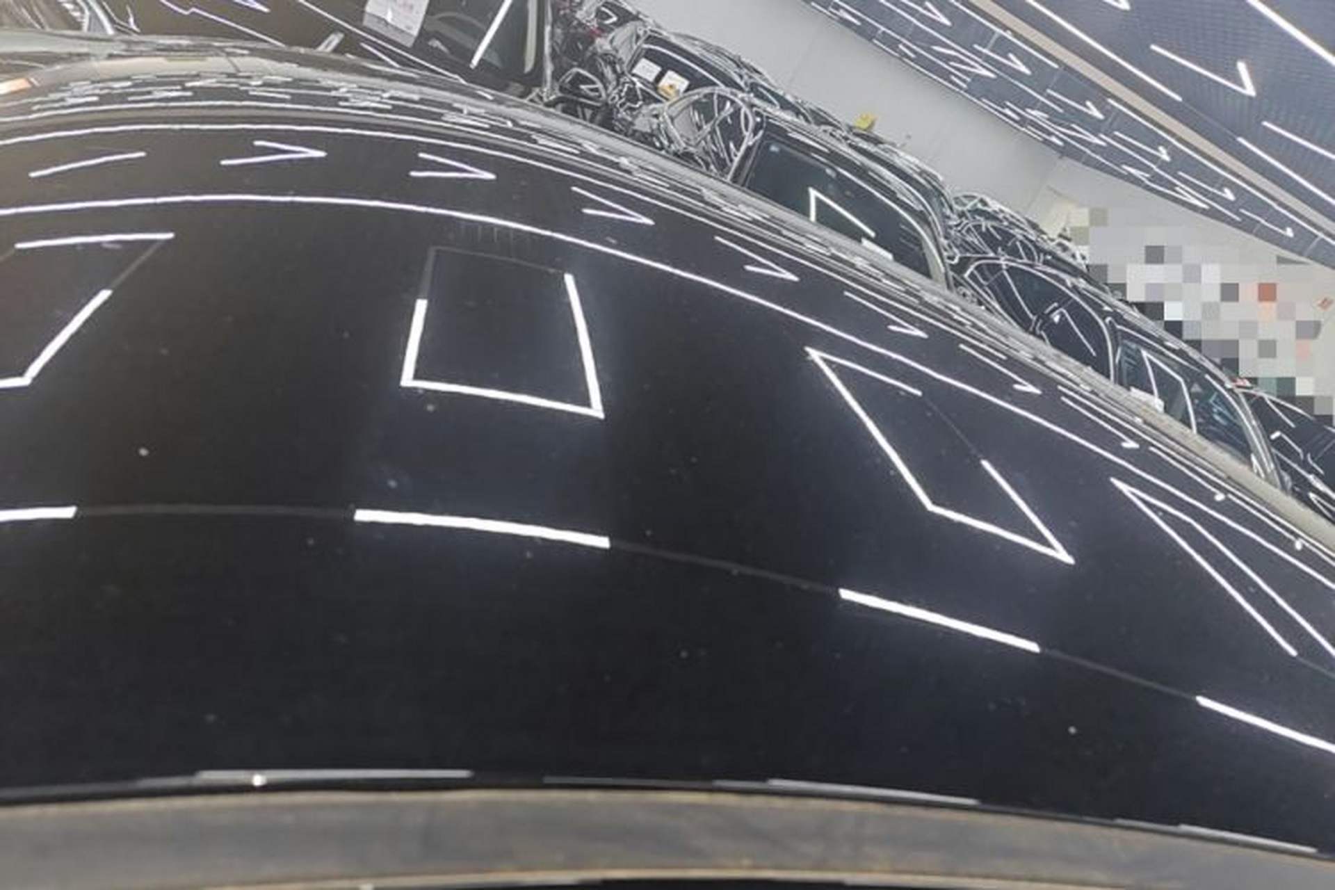 Used Hongqi E-QM5 2022 431 km Charge & Enjoy Edition Roof