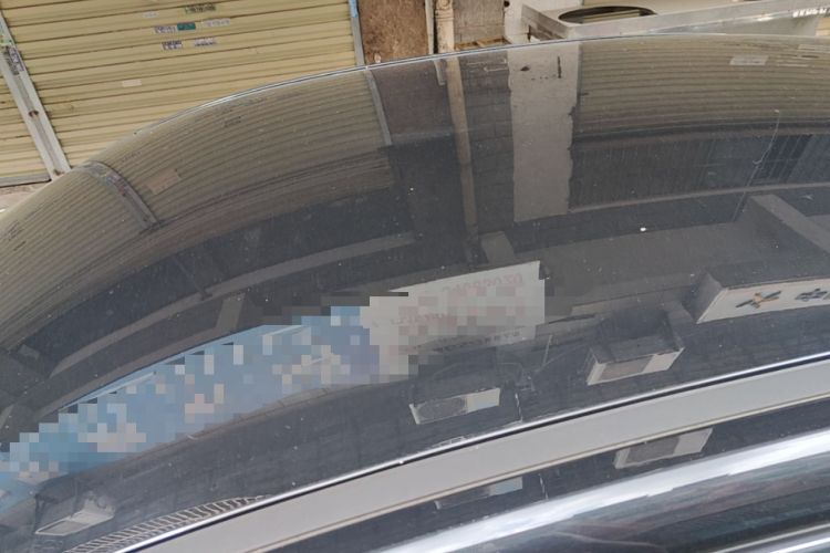 Used Hongqi E-QM5 2022 431 km Charge & Enjoy Edition Roof