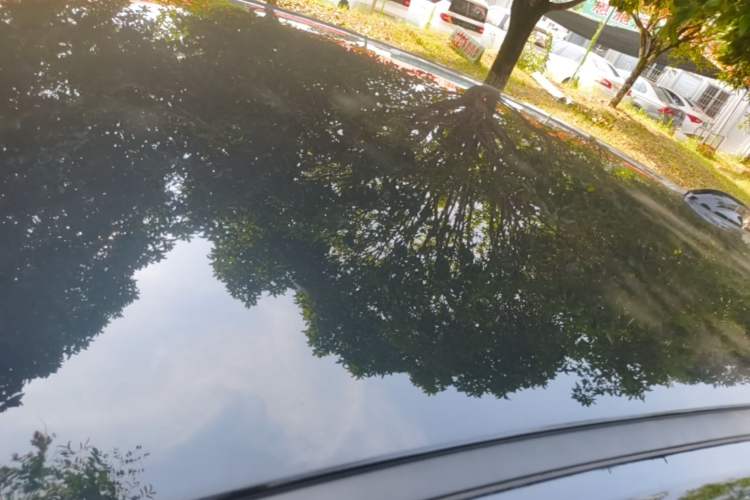 Used Hongqi E-QM5 2022 431 km Charge & Enjoy Edition Roof