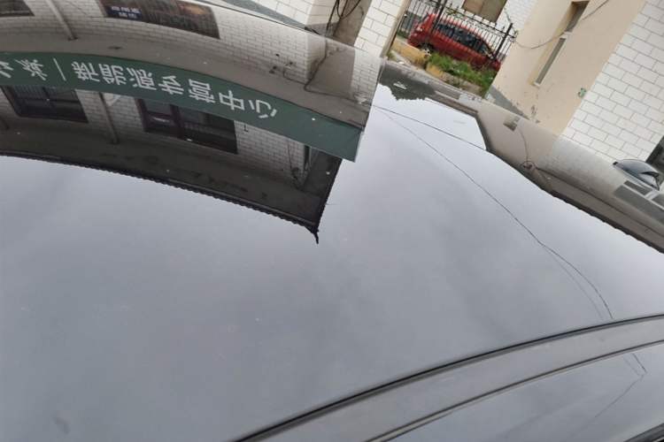 Used Hongqi E-QM5 2022 431 km Charge & Enjoy Edition Roof