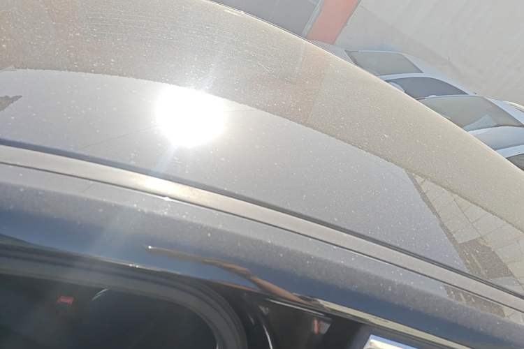 Used Hongqi E-QM5 2022 431 km Charge & Enjoy Edition Roof