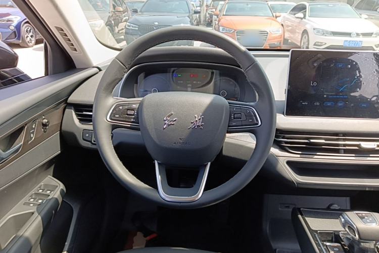 Used Hongqi E-QM5 2022 431 km Charge & Enjoy Edition Steering Wheel