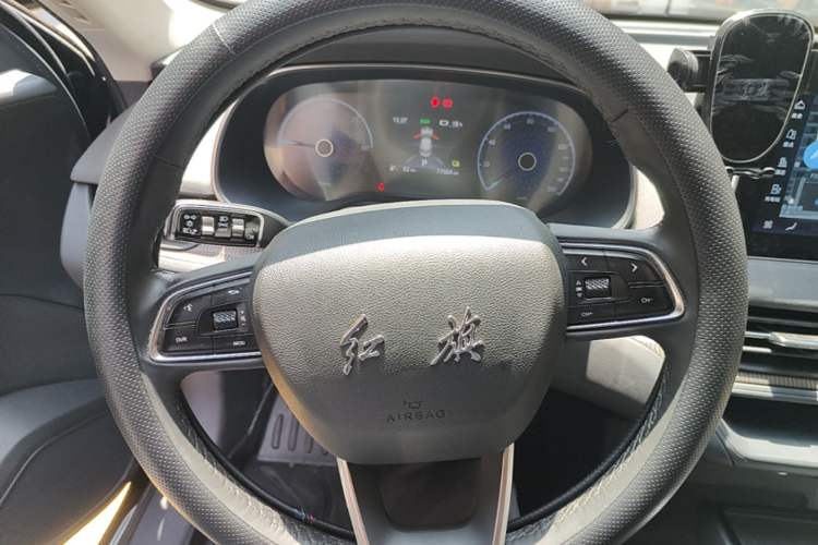 Used Hongqi E-QM5 2022 431 km Charge & Enjoy Edition Steering Wheel