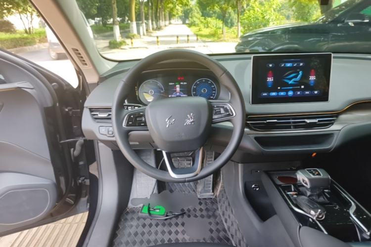 Used Hongqi E-QM5 2022 431 km Charge & Enjoy Edition Steering Wheel