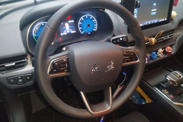 Used Hongqi E-QM5 2022 431 km Charge & Enjoy Edition Steering Wheel