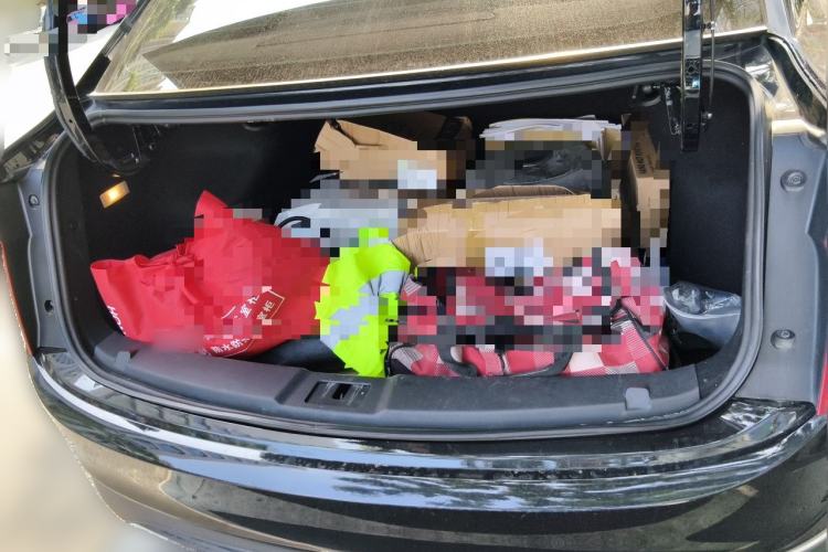 Used Hongqi E-QM5 2022 431 km Battery-Swap Enjoyment Version Trunk