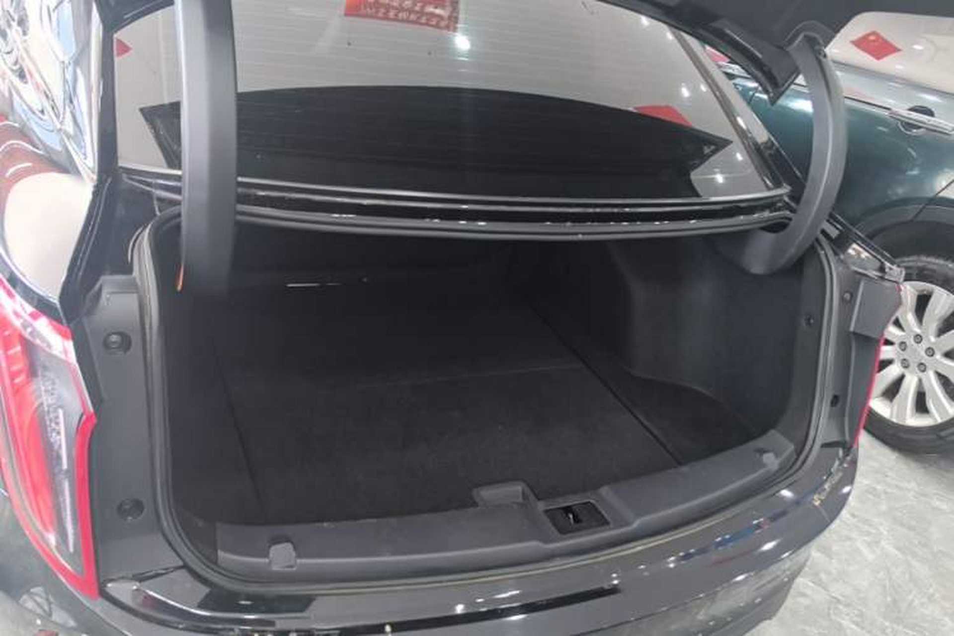 Used Hongqi E-QM5 2022 431 km Charge & Enjoy Edition Trunk
