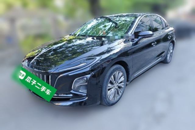 Used Hongqi E-QM5 2022 431 km Charge & Enjoy Edition