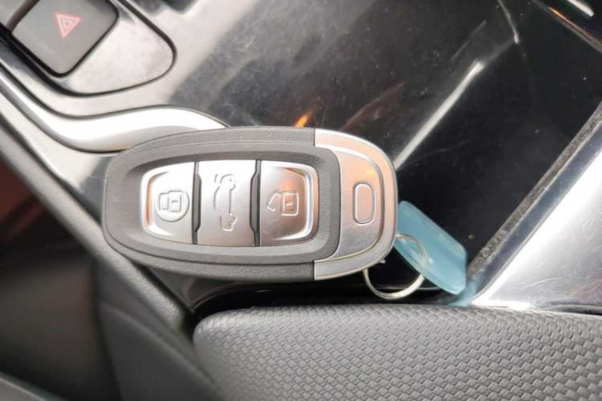 Used Hongqi E-QM5 2022 431 km Charge & Enjoy Edition Vehicle Key