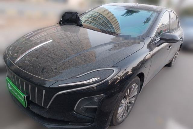 Used Hongqi E-QM5 2022 431 km Charge & Enjoy Edition
