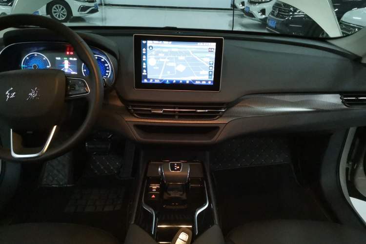 Used Hongqi E-QM5 2022 431 km Charge & Enjoy Edition Audio And AC Panel
