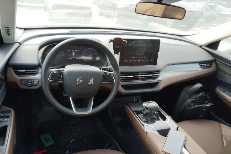 Used Hongqi E-QM5 2022 431 km Charge & Enjoy Edition Center Console