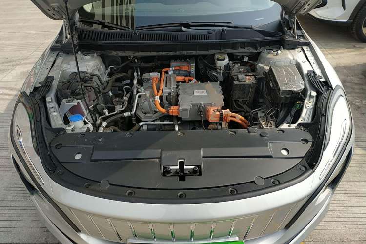 Used Hongqi E-QM5 2022 431 km Charge & Enjoy Edition Engine Bay