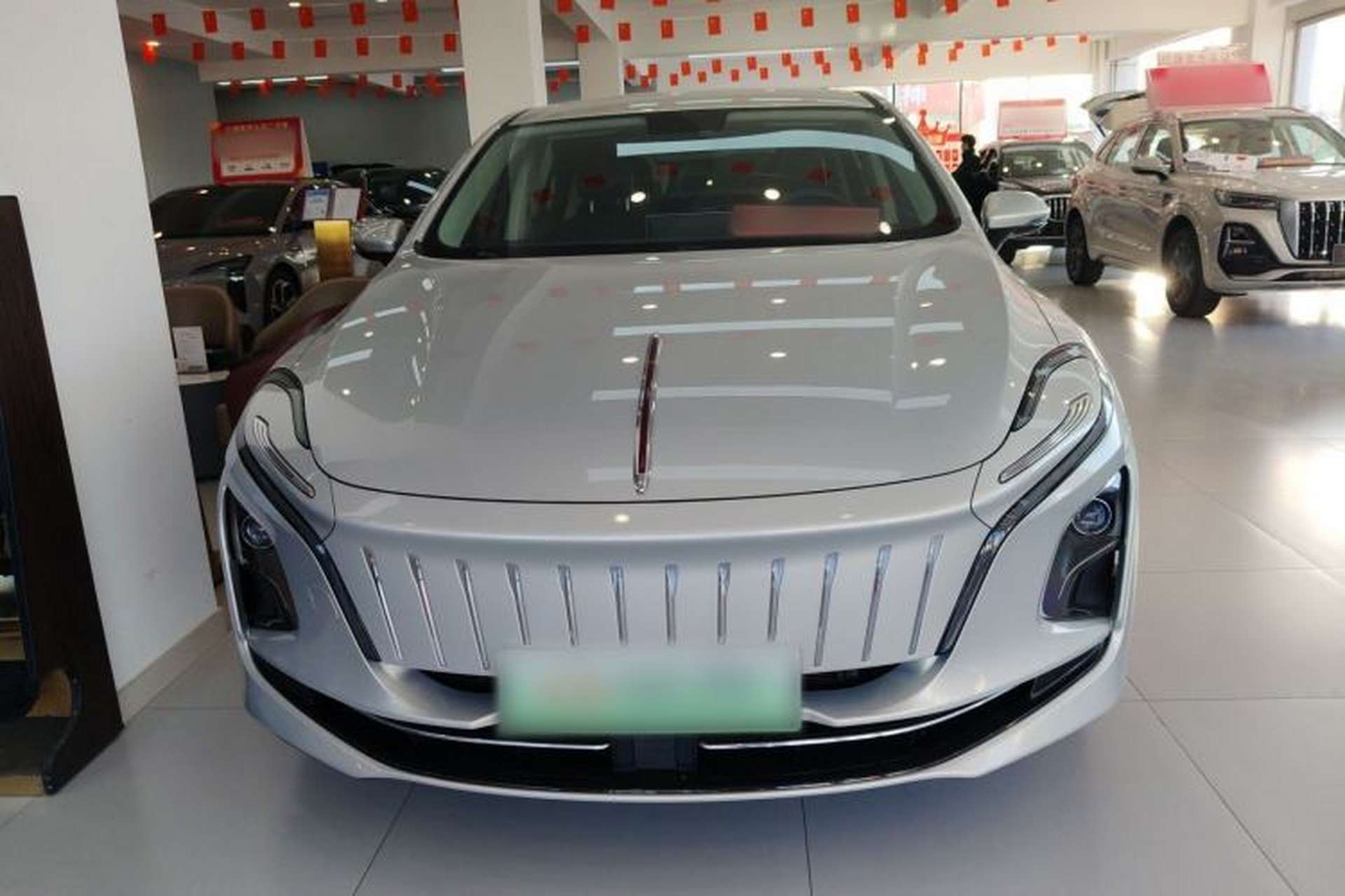 Used Hongqi E-QM5 2022 431 km Charge & Enjoy Edition Exterior 1