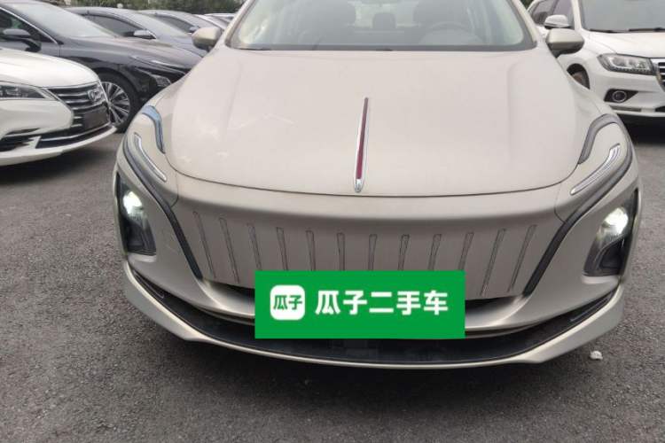 Used Hongqi E-QM5 2022 431 km Charge & Enjoy Edition Exterior 1