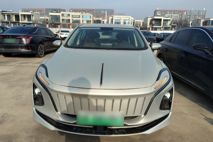 Used Hongqi E-QM5 2022 431 km Charge & Enjoy Edition Front