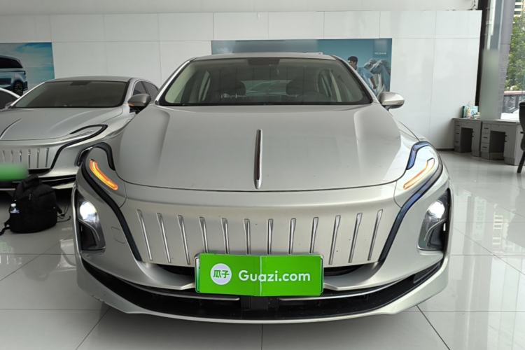 Used Hongqi E-QM5 2022 431 km Charge & Enjoy Edition Front