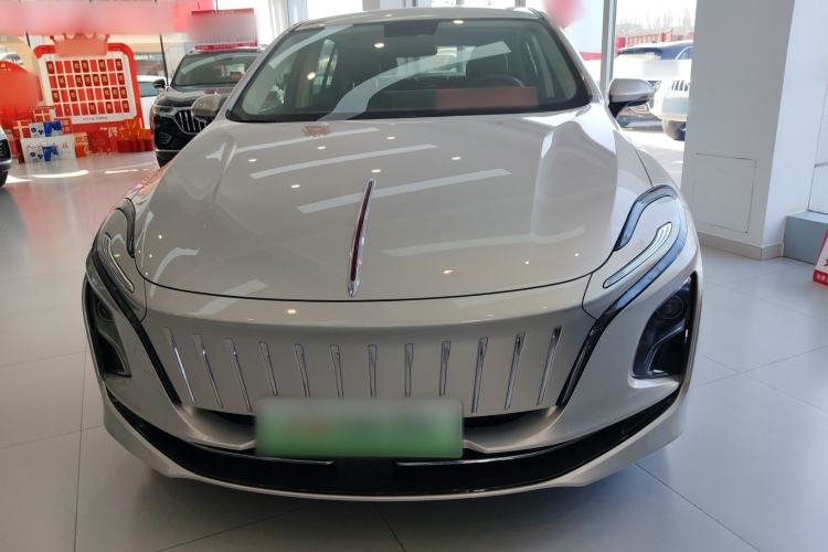 Used Hongqi E-QM5 2022 431 km Charge & Enjoy Edition Front