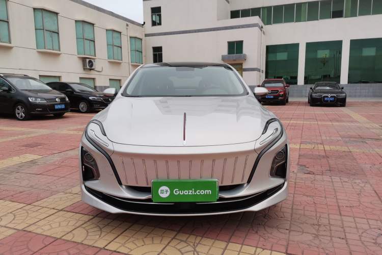 Used Hongqi E-QM5 2022 431 km Charge & Enjoy Edition Front