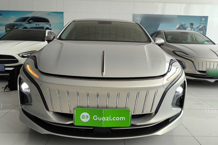 Used Hongqi E-QM5 2022 431 km Charge & Enjoy Edition Front