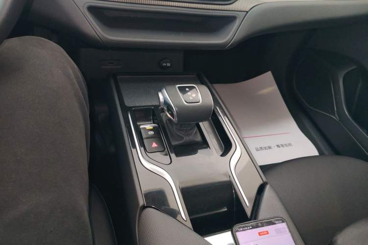 Used Hongqi E-QM5 2022 431 km Charge & Enjoy Edition Gear Lever