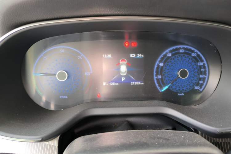 Used Hongqi E-QM5 2022 431 km Charge & Enjoy Edition Instrument Cluster