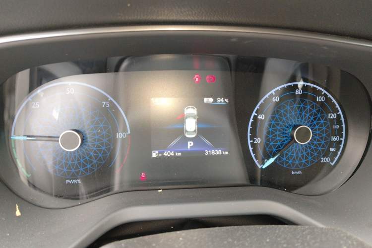 Used Hongqi E-QM5 2022 431 km Charge & Enjoy Edition Instrument Cluster