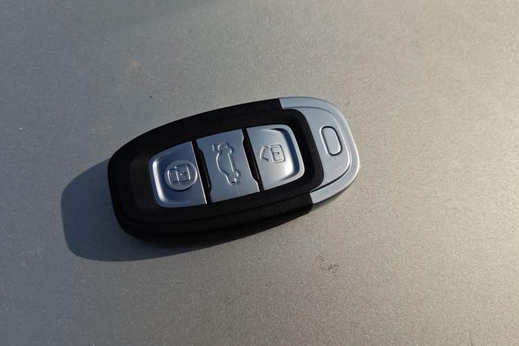 Used Hongqi E-QM5 2022 431 km Charge & Enjoy Edition Interior 1