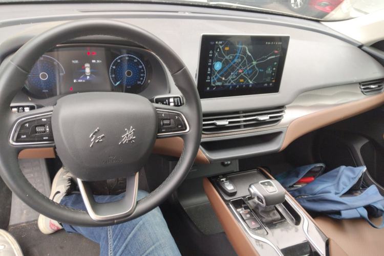 Used Hongqi E-QM5 2022 431 km Charge & Enjoy Edition Interior 2