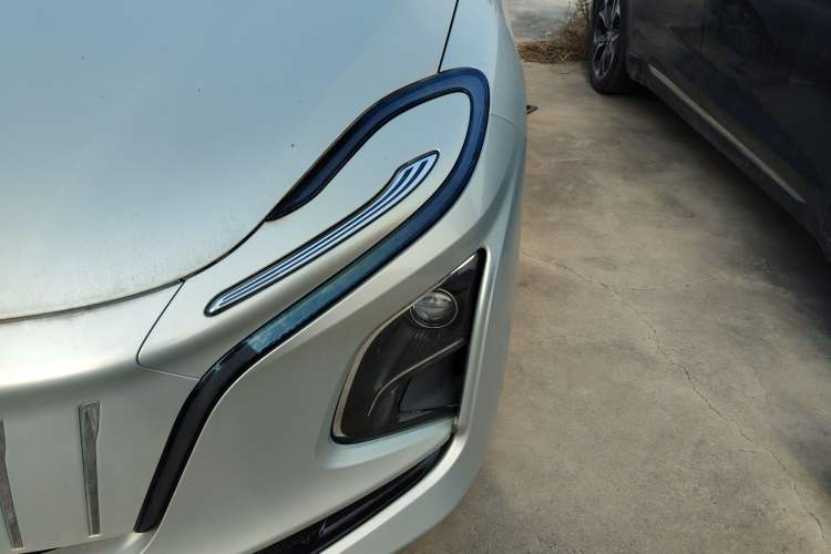 Used Hongqi E-QM5 2022 431 km Charge & Enjoy Edition Left Front Headlight