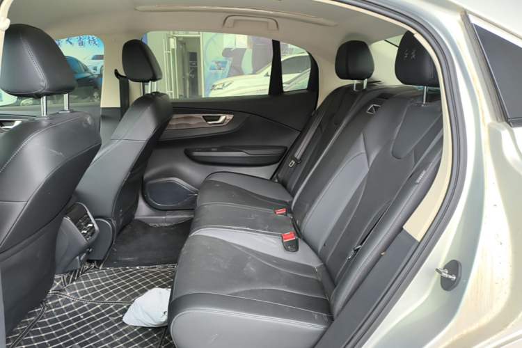 Used Hongqi E-QM5 2022 431 km Charge & Enjoy Edition Left Rear Seat