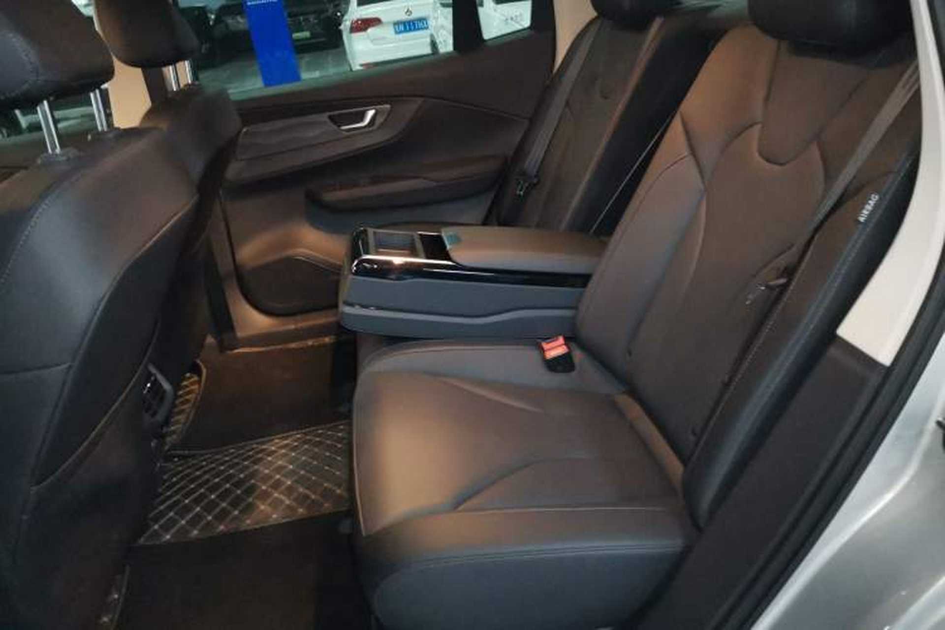 Used Hongqi E-QM5 2022 431 km Charge & Enjoy Edition Left Rear Seat
