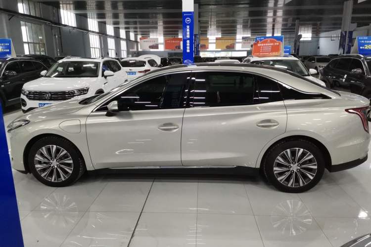 Used Hongqi E-QM5 2022 431 km Charge & Enjoy Edition Left Side