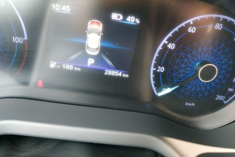 Used Hongqi E-QM5 2022 431 km Charge & Enjoy Edition Odometer Close Up