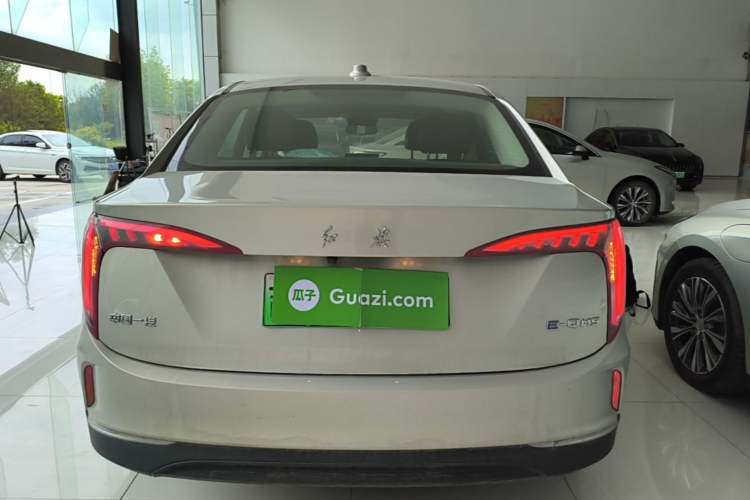Used Hongqi E-QM5 2022 431 km Charge & Enjoy Edition Rear