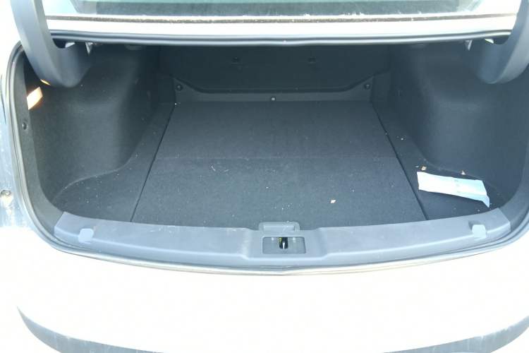 Used Hongqi E-QM5 2022 431 km Charge & Enjoy Edition Trunk