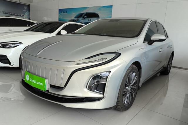 Used Hongqi E-QM5 2022 431 km Charge & Enjoy Edition