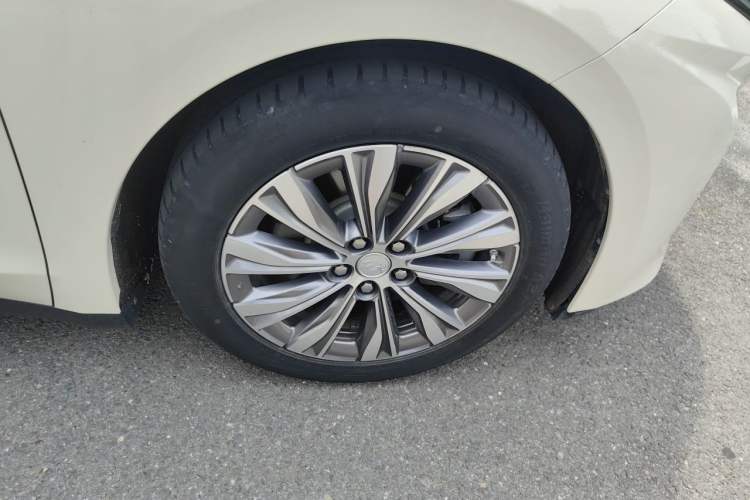 Used Hongqi E-QM5 2022 431 km Charge & Enjoy Edition Exterior 7